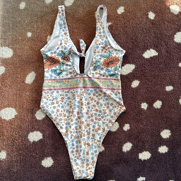 Floral One Piece Swimsuit - Picture 5 of 10